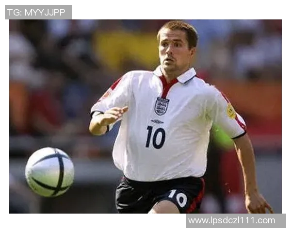 英格兰足球明星欧文的职业生涯与成就回顾